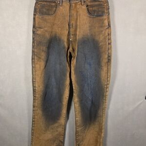 Vintage Akademiks distressed men's jeans (Q458)